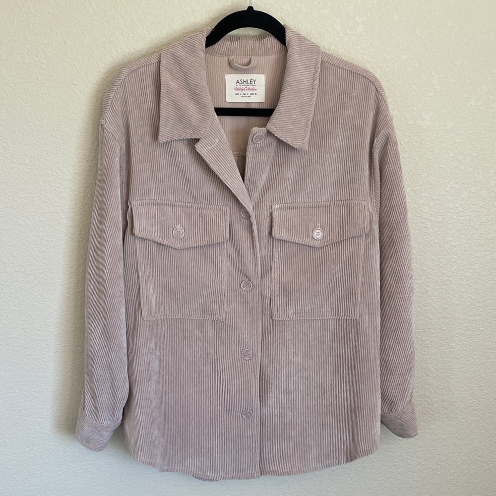 Relaxed Fit Corduroy Shacket in Soft Taupe L Oversized Lightweight Jacket
